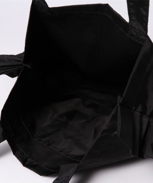 I am I in fact（アイアムアイインファクト） トートバッグ _