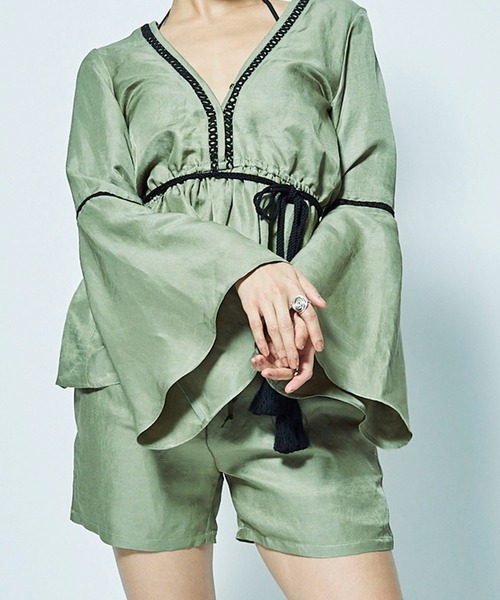 mikomori　ミコモリ　FLARE SLEEVE　カーキ　カットソー mikomori tシャツ FLARE SLEEVE SET-UP レディース : ZOZOTOWN