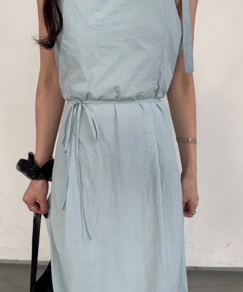 nemne（ネンネ） ワンピース 「Delfy」ナイロンバックシャンワンピース