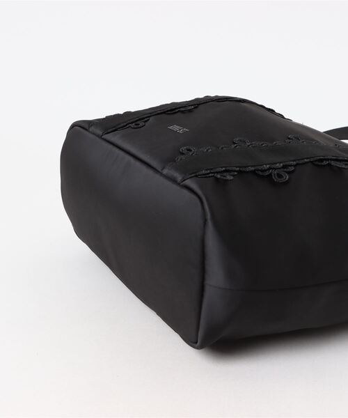 ANNA SUI トートバッグ タフィ トートバッグ（大） レディース