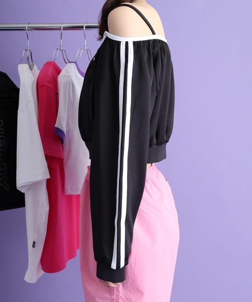 ★大人気★NERDY★オフショルダー トラックトップ★日本未入荷★ NERDY ジャージ オフショルダーニューヨークトラックトップ