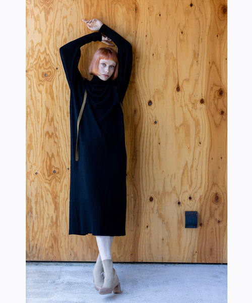 「OSMOSIS」 ニットワンピース ONE SIZE ブラック レディース_画像2