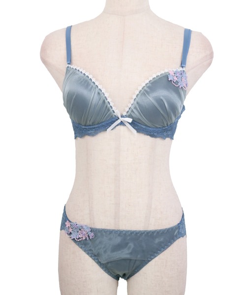 新品タグ付　KID BLUE レースブラジャーショーツ キャミソールセットアップ Tika ブラジャー ショーツセット 下着 セットアップ フラワー