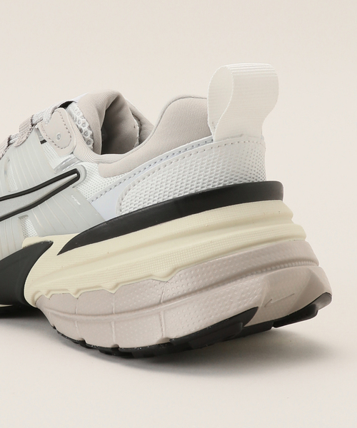 NIKE（ナイキ） スニーカー *「NIKE/ ナイキ」 V2K ラン レディース