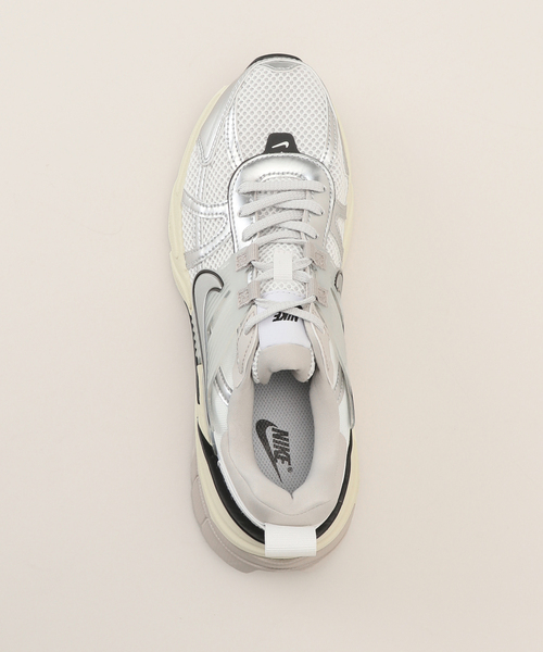 【新品】大人気！ナイキ V2K RUN 23cm ペールアイボリー スニーカー NIKE公式】ナイキ V2K ラン ウィメンズシューズ.オンライン