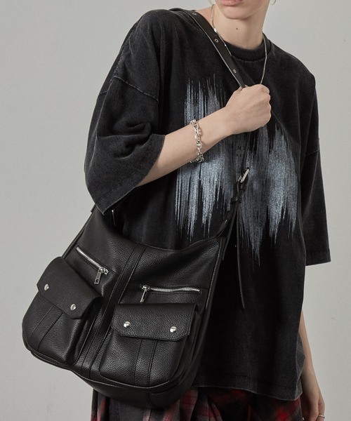 ショルダーバッグ 「Alfred Alex」マルチポケットZIPショルダー