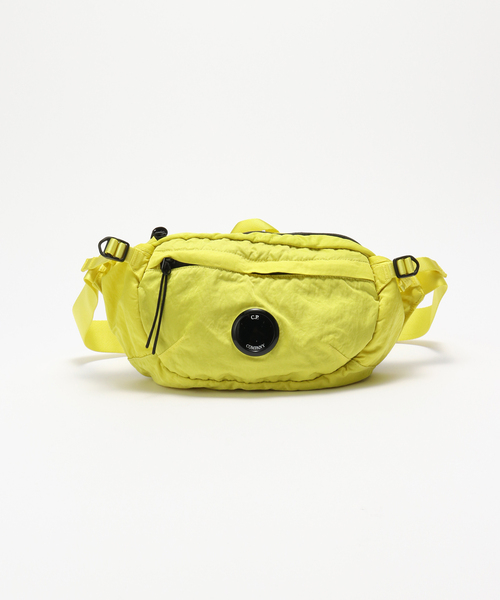 い*い様 C.P. COMPANY イエロー ショルダーバッグ C.P. COMPANY（シーピーカンパニー） ウエストポーチ ACC BAG IN NYLON