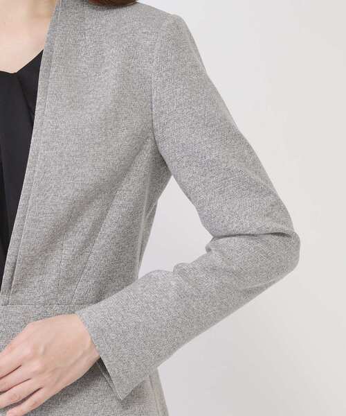 新品　クードシャンス　ノーカラーJKスーツ　36 ライトグレー 新品 クードシャンス ノーカラーJKスーツ 36 ライトグレー 新品 クード