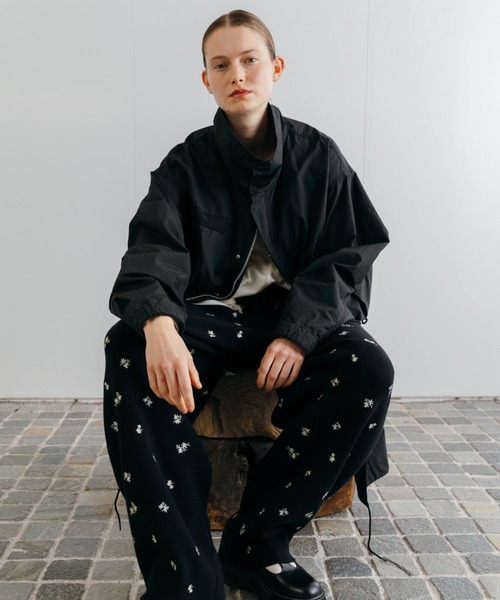 CREDONA（クレドナ） パンツ FLOWER EMBROIDERY KNIT PANTS/フラワー