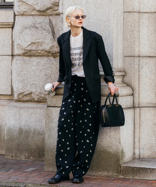 パンツ CREDONA FLOWER EMBROIDERY KNIT PANTS BK CREDONA（クレドナ） パンツ FLOWER EMBROIDERY KNIT PANTS/フラワー
