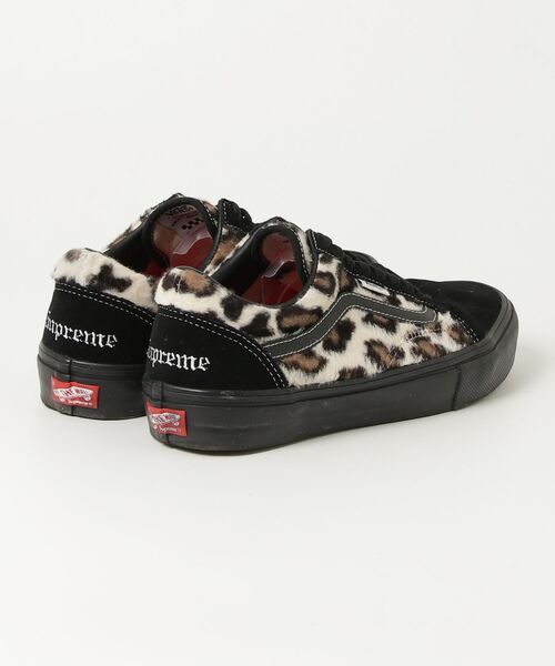 「Supreme」 Leopard Old Skool ローカットスニーカー「VANSコラボ」 27cm ブラック メンズの画像