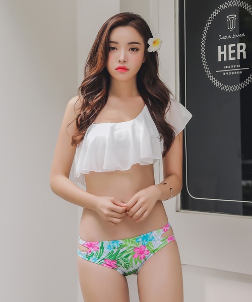 水着 レディース ワンショルダー プリーツ ビキニ 2色 Lace Ladies 水着 ワンショルダービキニ・ボタニカル柄ショーツ