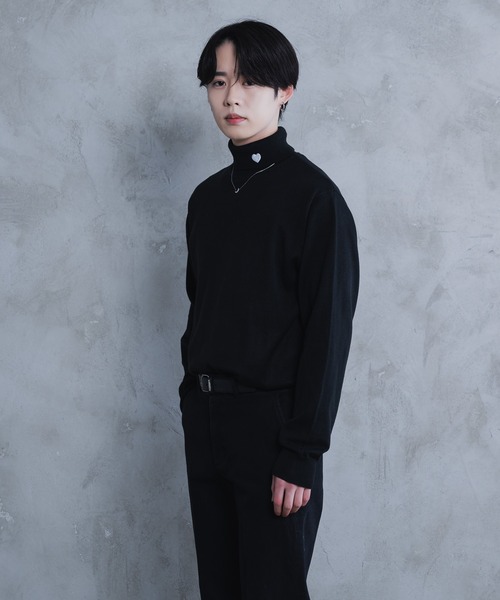 AROUND FLAVA セーター ニット heart embroidery turtleneck knit
