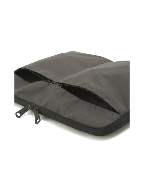 MARGARET HOWELL（マーガレットハウエル） ビジネスバッグ POLYESTER