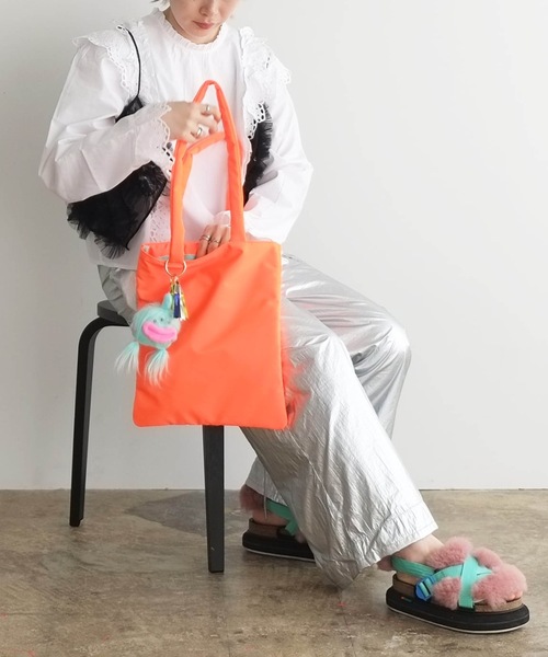COMMON WARE トートバッグ EM:cheek neon monster tote モンスター