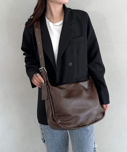 CLEA ショルダーバッグ バッグ ベルトヴィンテージライクショルダー