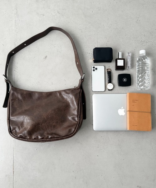 CLEA ショルダーバッグ バッグ ベルトヴィンテージライクショルダー