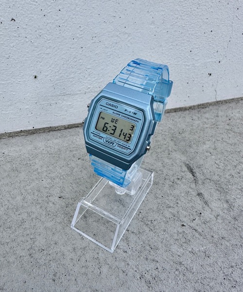 「CASIO」 デジタル腕時計 FREE ホワイト メンズ