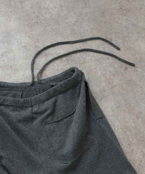 extreme cashmere（エクストリーム カシミヤ） パンツ EXTREME