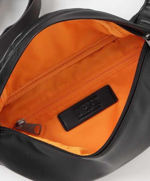 「DIESEL」 ショルダーバッグ UNI レッド メンズの画像