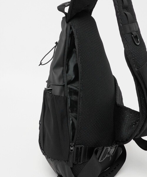 OAKLEY（オークリー） ショルダーバッグ 「OAKLEY」ラチチュード