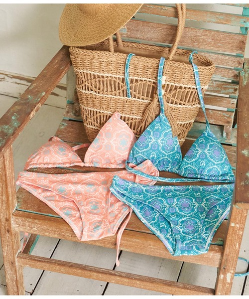 anap mimpi（アナップミンピ） 水着 タイルデザインビキニセット