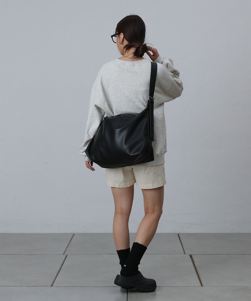 COLONY 2139（コロニー トゥーワンスリーナイン） ショルダーバッグ