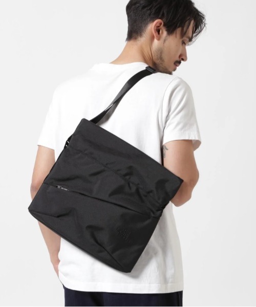 THE NORTH FACE（ザ ノースフェイス） ショルダーバッグ (ザ・ノース