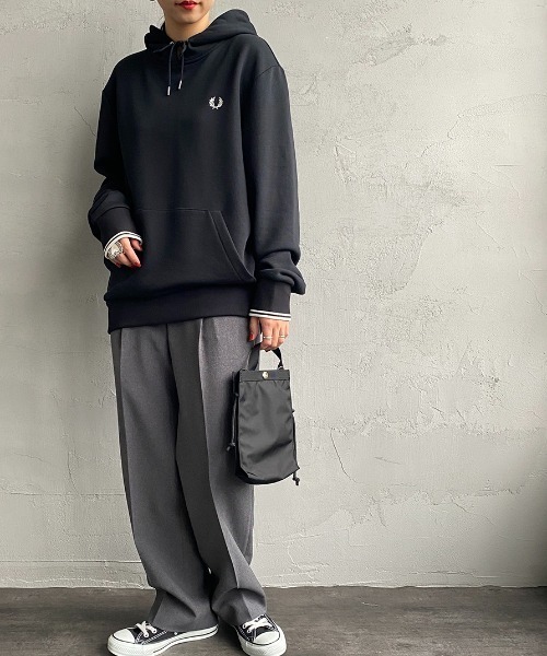 「FRED PERRY」 プルオーバーパーカー S ブラック レディース