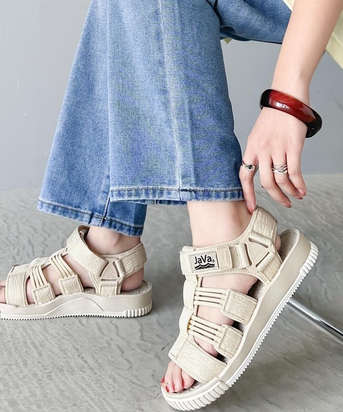 「Java」 フラットサンダル 23.0cm アイボリー レディース | Java