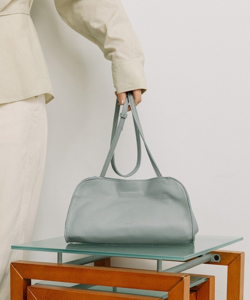 Beau're（ヴュレ） ショルダーバッグ バッグ BEAURE カウレザー 横長