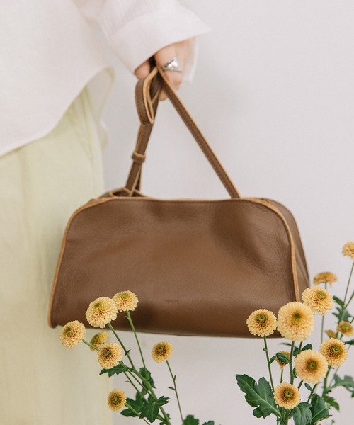 Beau're（ヴュレ） ショルダーバッグ バッグ BEAURE カウレザー 横長