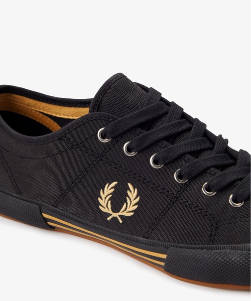 FRED PERRY（フレッドペリー） スニーカー B708 Vintage Tennis Canvas