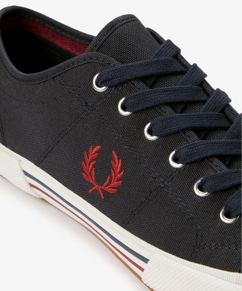 FRED PERRY（フレッドペリー） スニーカー B708 Vintage Tennis Canvas