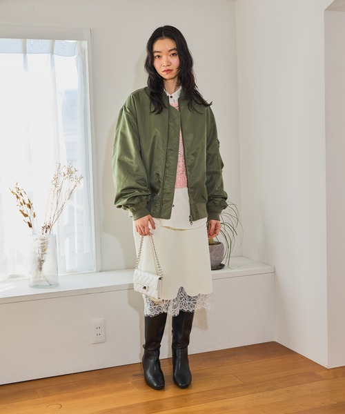 美品　FORMO ブルゾン　21S 完売　MA-1 ブルゾン　黒 mysty woman（ミスティウーマン） ma1 ma-1 ミリタリーMA1ブルゾン