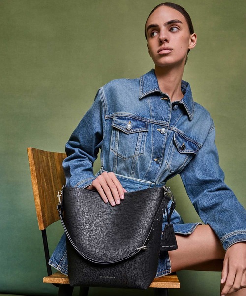 「CHARLES & KEITH」 トートバッグ M スミクロ レディース