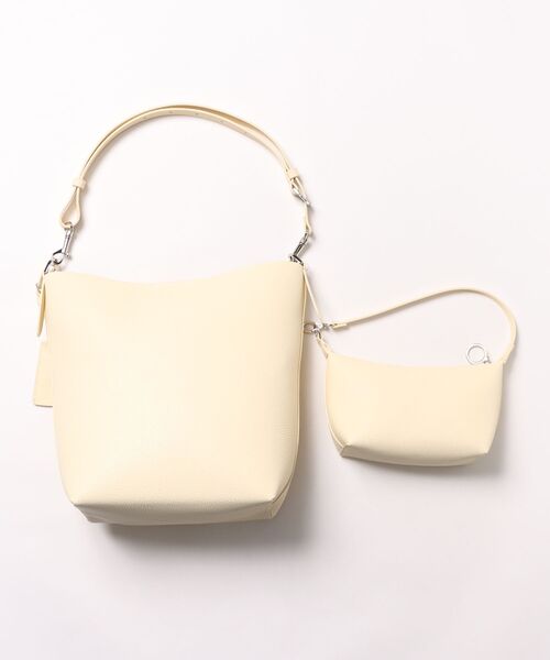 「CHARLES & KEITH」 トートバッグ M スミクロ レディース_1