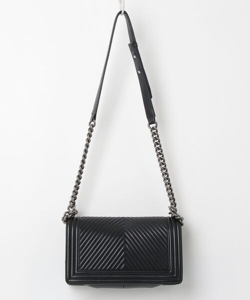 「CHANEL」 ボーイシャネル ラージ シェブロン Vステッチ ショルダーバッグ - ブラック レディース_画像2