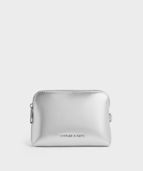 CHARLES & KEITH◆Atwoodメタリック チェーンハンドル ポーチ CHARLES ＆ KEITH ポーチ Atwood アットウード クリンクル