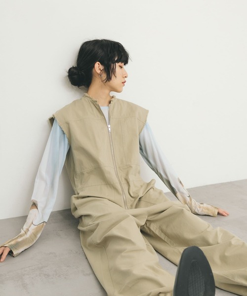 【新品未使用】KBF フロントZIPサロペット アイボリー セール】フロントZIPサテンサロペット（サロペット