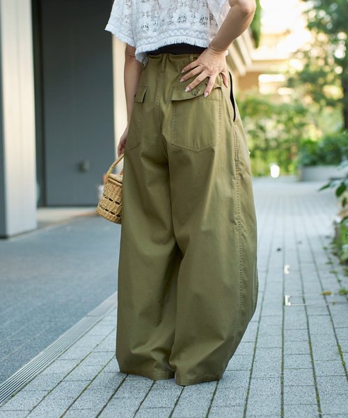 SLOBE IENA バックサテン カーブ ベイカー パンツ 36 SLOBE IENA バックサテン カーブ ベイカー パンツ 36 SLOBE IENA