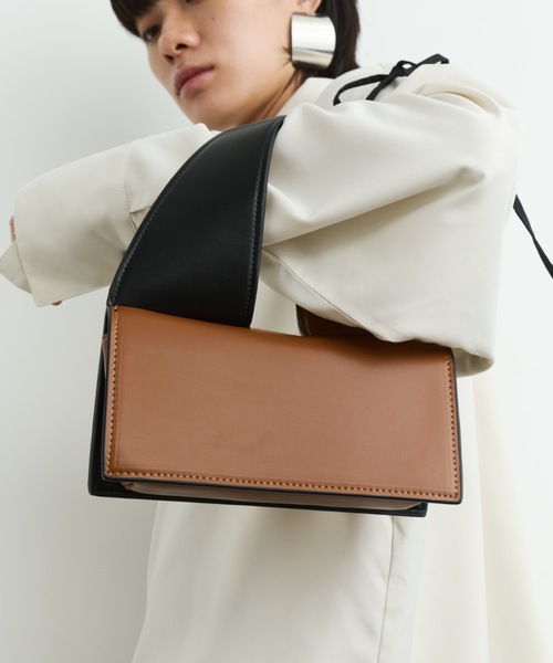 D squared2★ダブルハンドルハンドバッグレディース★送関込 D squared2☆ダブルハンドルハンドバッグレディース☆送関込 (D