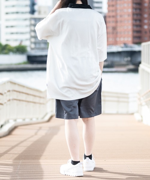 「Red Cap Girl」 半袖Tシャツ LARGE グレイッシュベージュ メンズ_画像7
