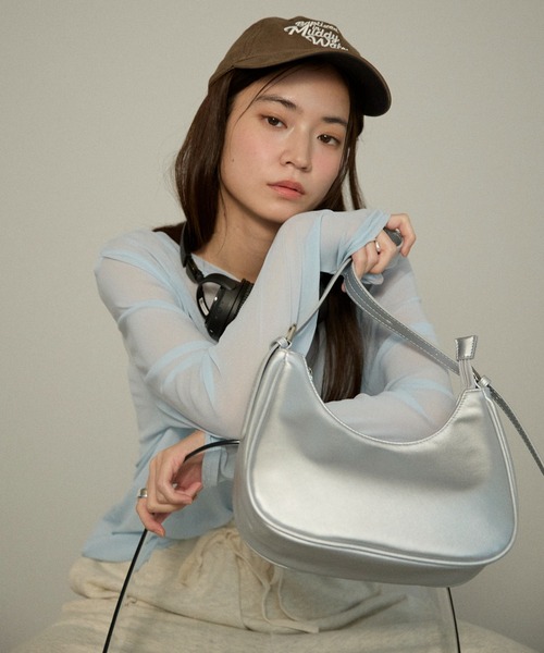 GUSCIO（グッシオ） ショルダーバッグ FREE シルバー レディース 
