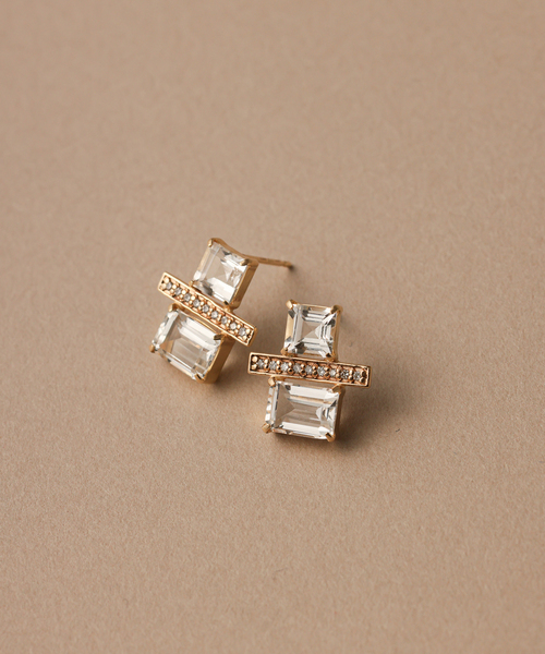Lilas K10×ダイヤモンド ラインダイヤピアス WAVEスタッズピアス K10