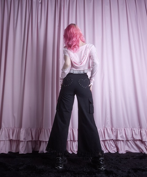 avenchumu ボトムス　ピンク AVENCHUMU ワイドパンツ パンツ Heart studs pocket lace up pants