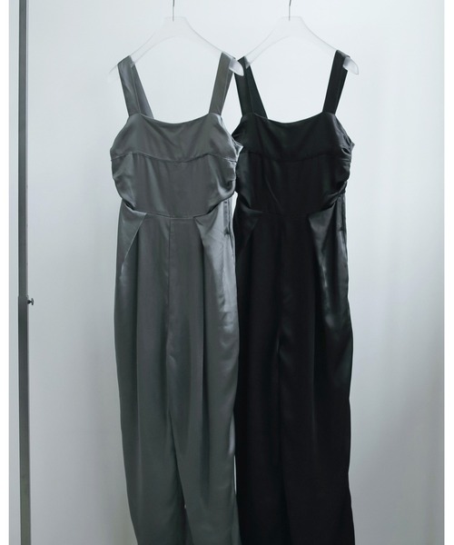 【anuke 】ブラック オールインワン　36 anuke オールインワン Satin Tuck Combinaison レディース