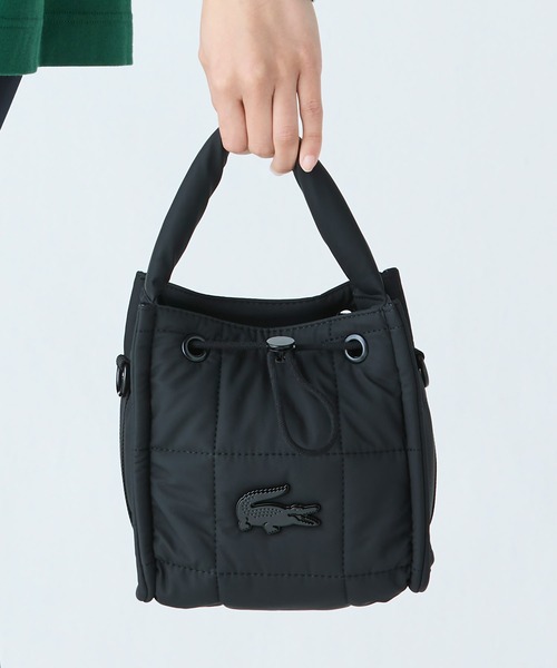 国内直営○LACOSTE○キルティングバケットショルダーバッグ LACOSTE ショルダーバッグ バッグ ナイリア キルティング