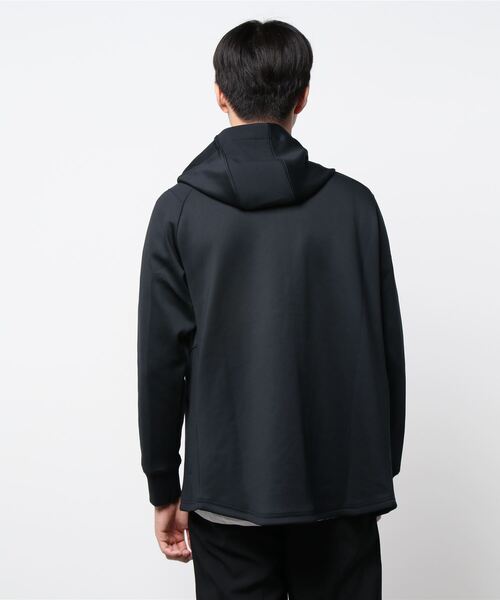 アンダーアーマー・ジップアップ・ブラック・Lサイズ UNDER ARMOUR 「UNDER ARMOUR」 ジップアップパーカー L