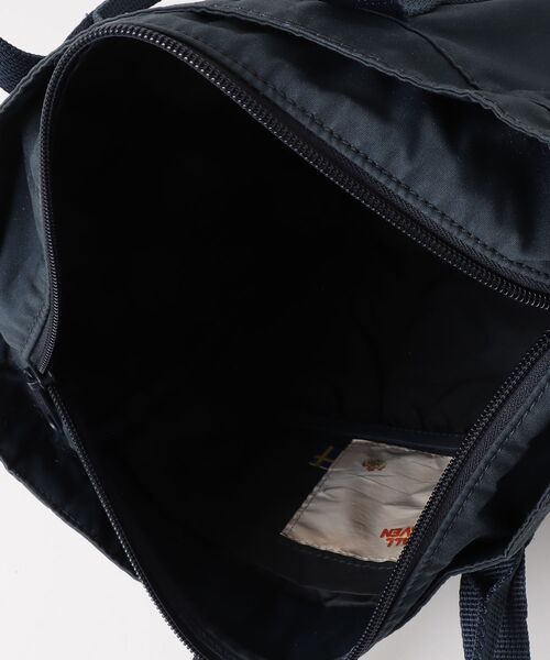 「FJALL RAVEN 」 リュック ONE SIZE ネイビー メンズ_画像4